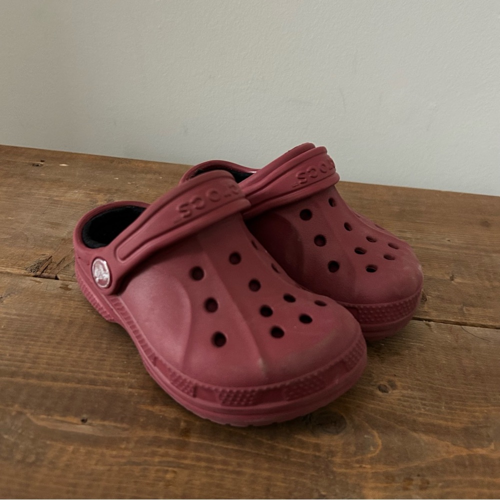 Crocs Lined Slip On Shoes Red Kids Size 8/9